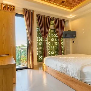 D , Hoi An Vietnam